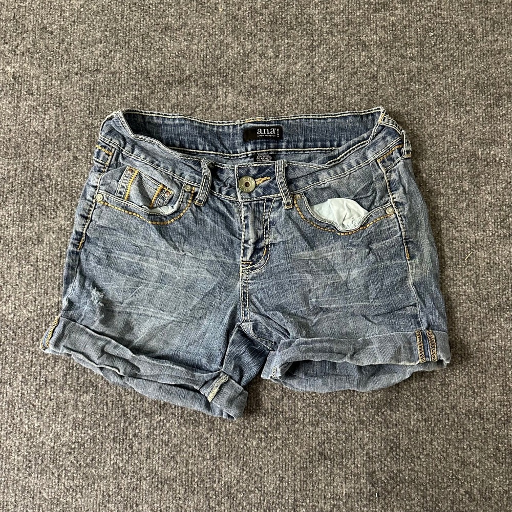 a.n.a Shorts Womens Size 4 Blue Ramie Blend Cuffed Embellished Denim Casual